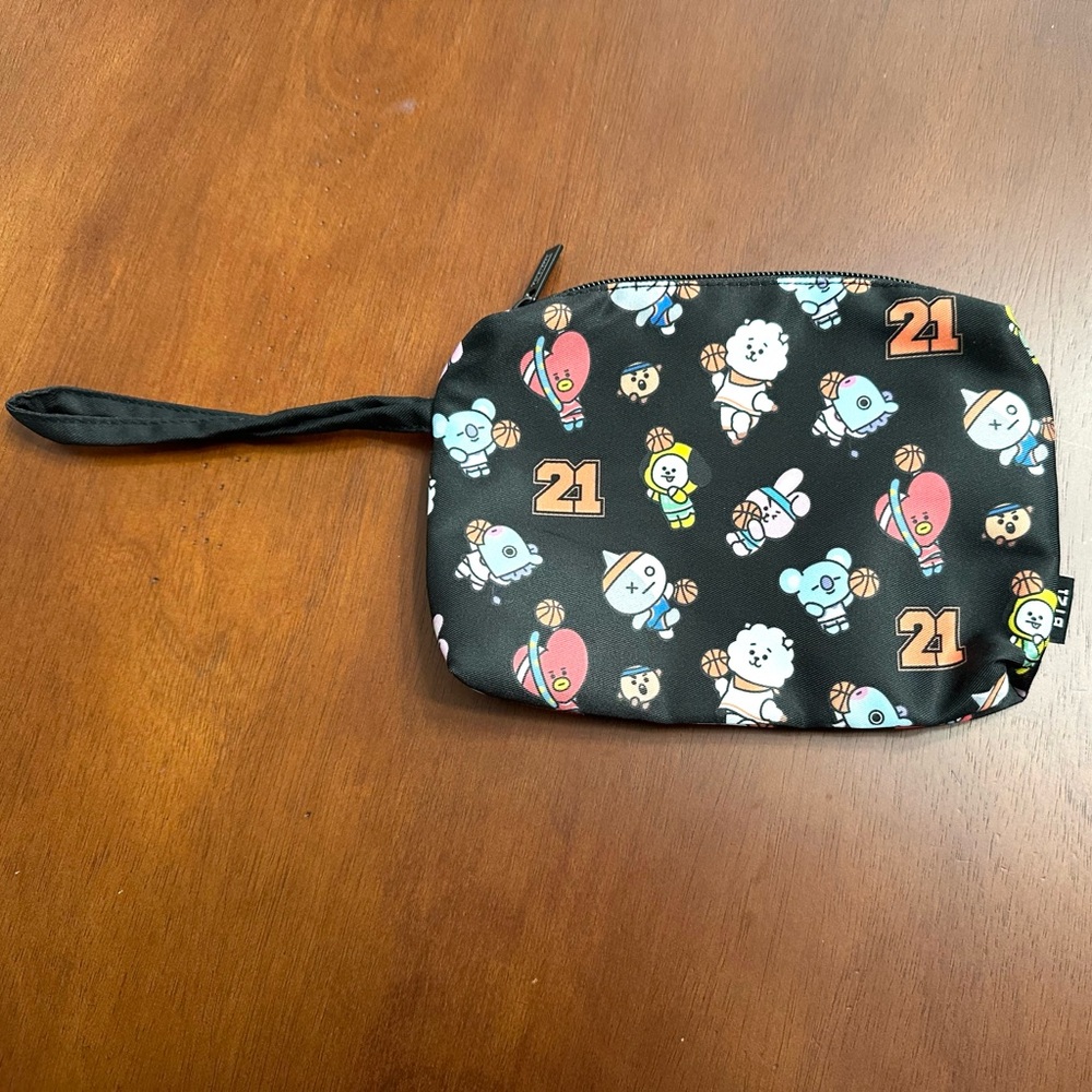 Bundle 2 items for $15! Penshoppe BT21 Black Wristlet